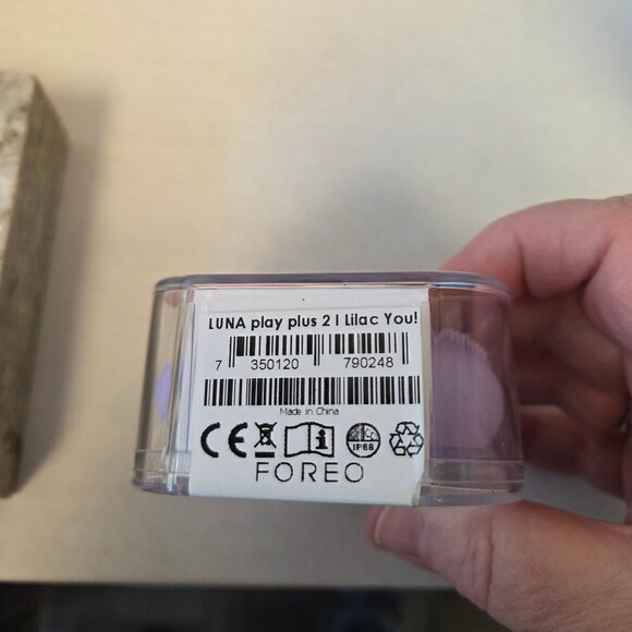 Foreo Luna play Plus 2 Facial Cleansing Massager NWT. I Lilac You ! - Picture 6 of 7